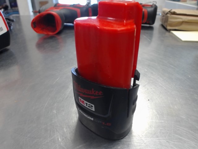 Batterie milwaukee 1.5ah 12v