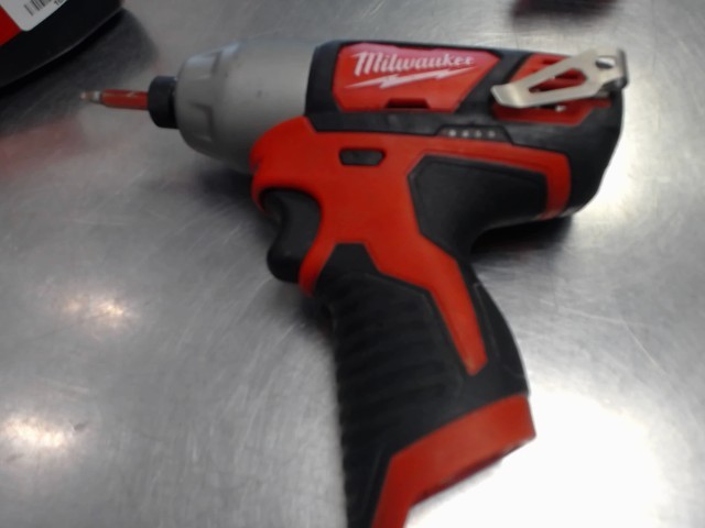 Impact driver milwaukee