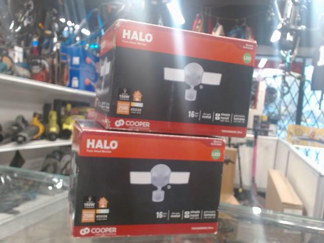 Halo 2500 lumens motion activated outdoo