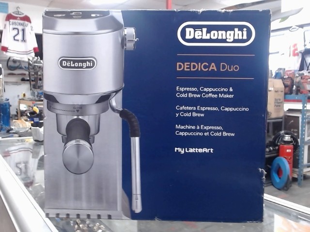 Machine a espresso/cappiccino neuf