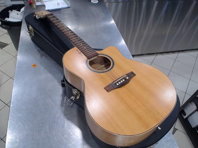 Guitare electroacoustique