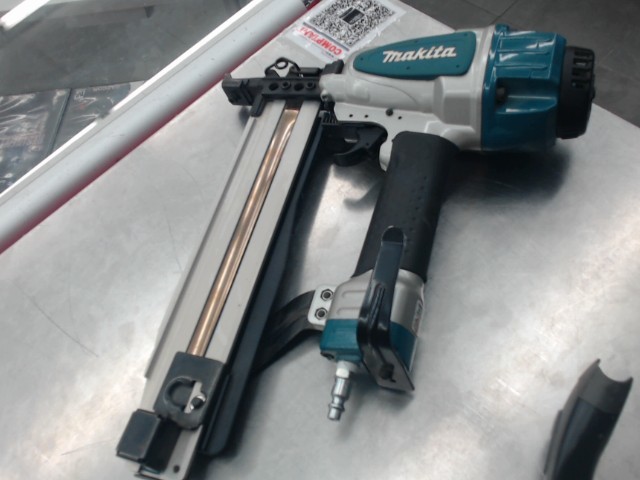 Agrafeuse pneumatique makita 7/16