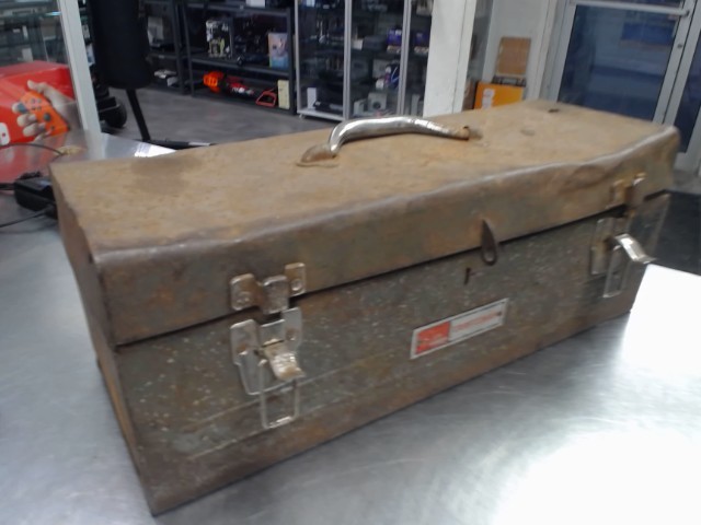 Outil diver dans coffre craftsman