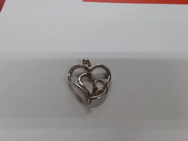 Breloque en argent coeur
