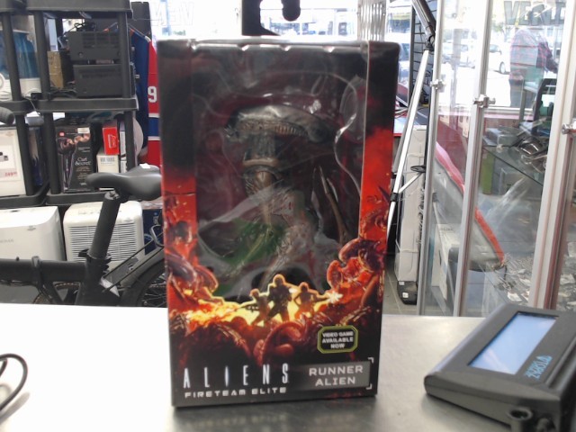 Aliens fireteam elite runner alien figur
