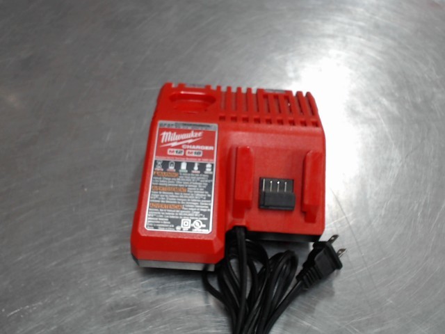 Chargeur de batterie 12v/18v