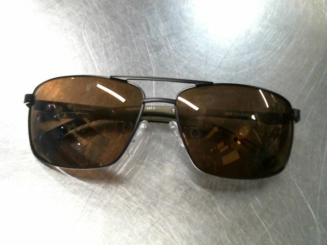 Lunette de soleil polaris