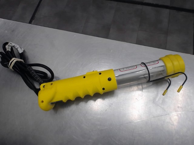 Lumiere halogene jaune