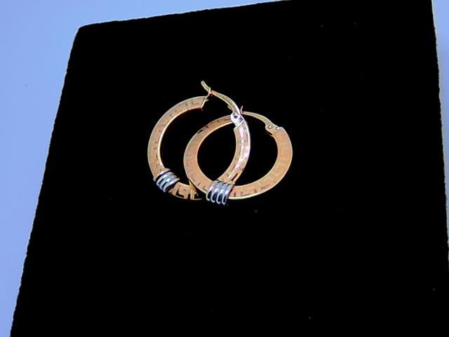 BOUCLES D OREILLES EN OR 10KT