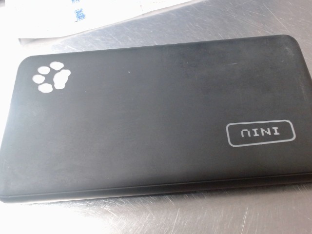 10000mah/37wh charger