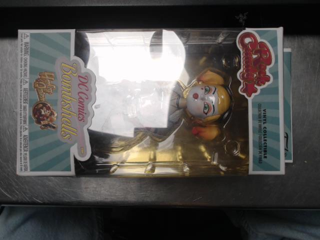 Figurine harley quinn dc comics bombshel