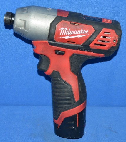 Milwaukee m12 impact driver and charger