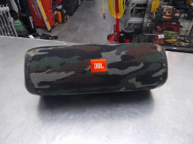 Jbl flip 5 couleur camo
