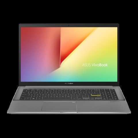 Laptop core i5 8th gen s15 + charg