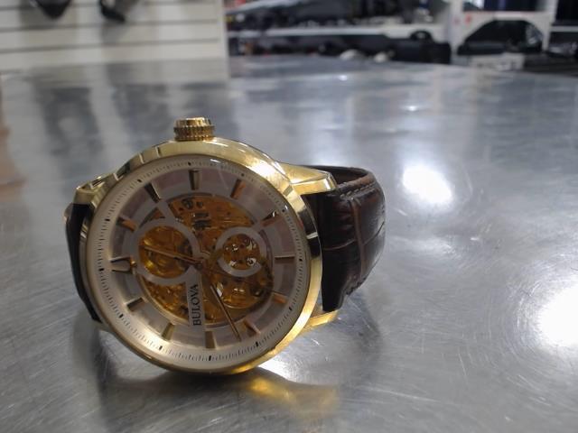 Montre homme bracelet cuir