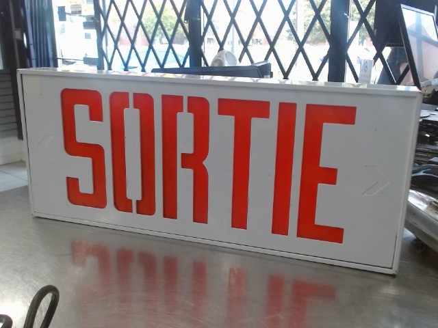 Panneau lumineux sortie