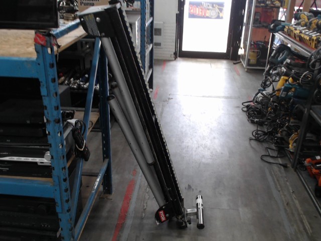 Trepied pour scie a onglet+pied