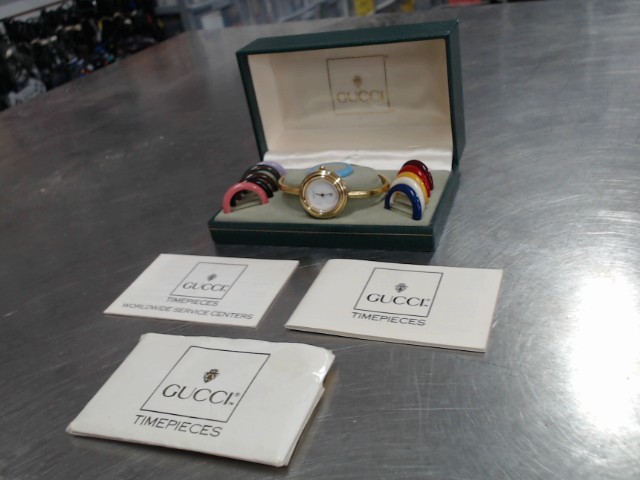 Montre femme+anneau couleur+case+papier