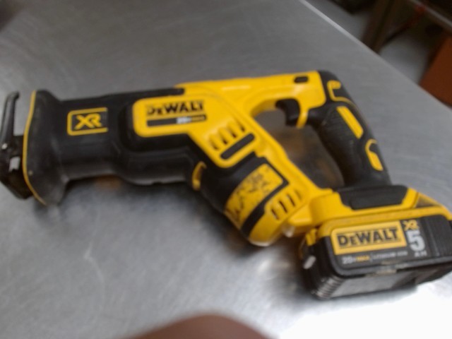 Scie vaset vien dewalt av batterie