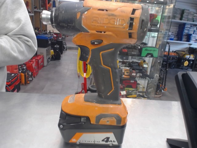 Impact drill avec batt 4 ah