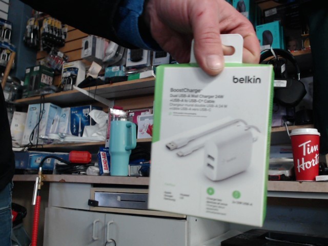 Blobk charge double 24w usb a to usb c