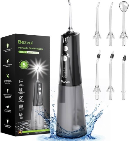 Portable oral irrigator