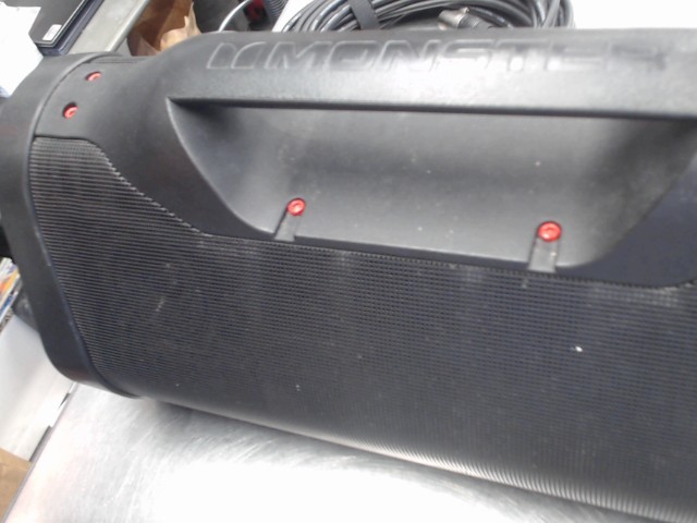 Monster bluetooth speaker