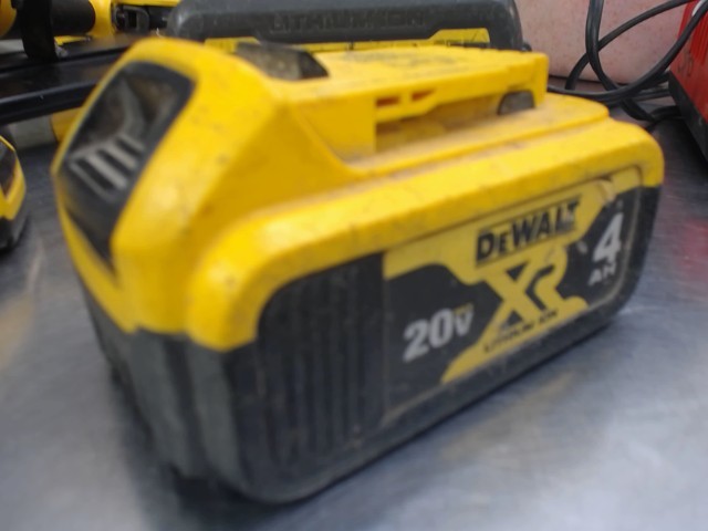 Batterie dewalt 4.0ah xd
