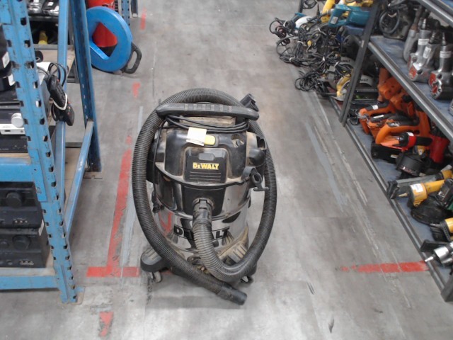 Shop vac dewalt avec acc 10 gallon