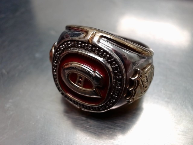 Bague du canadien en argent plaque or