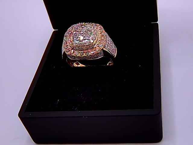 BAGUE EN OR 10KT AVEC DIAMANTS