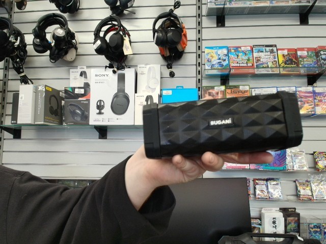 Speaker sans chargeur