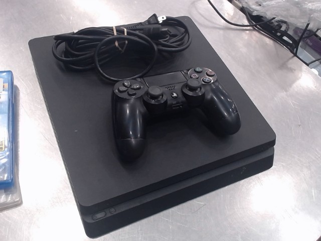 Console ps4 slim +acc