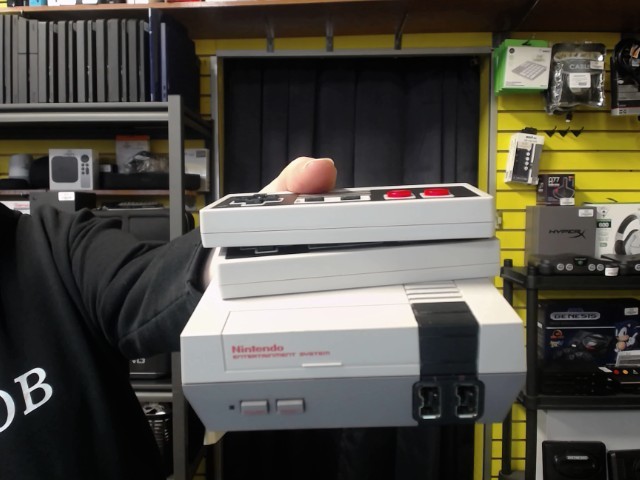 Mini nes + 2 manettes sans fil jobber
