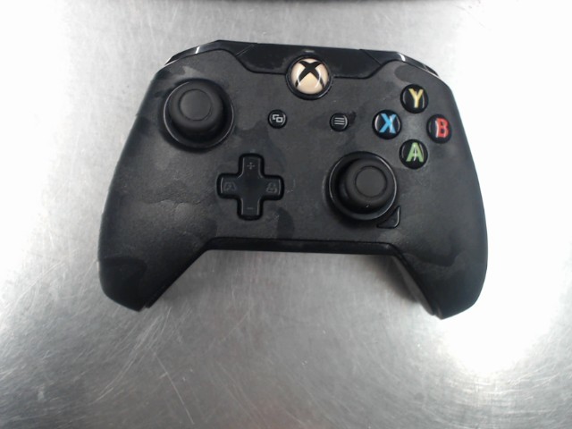 Manette xbox camo wired