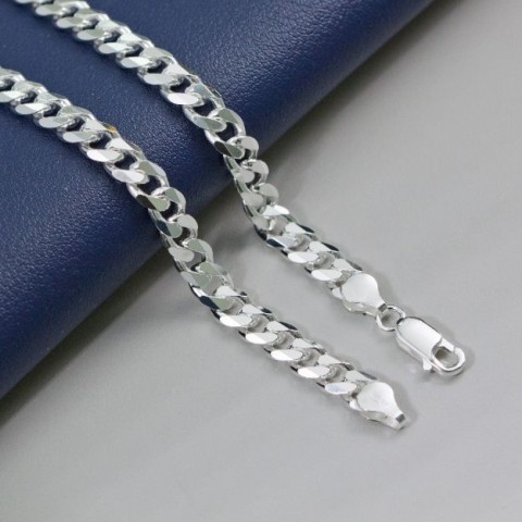 Chaine argent