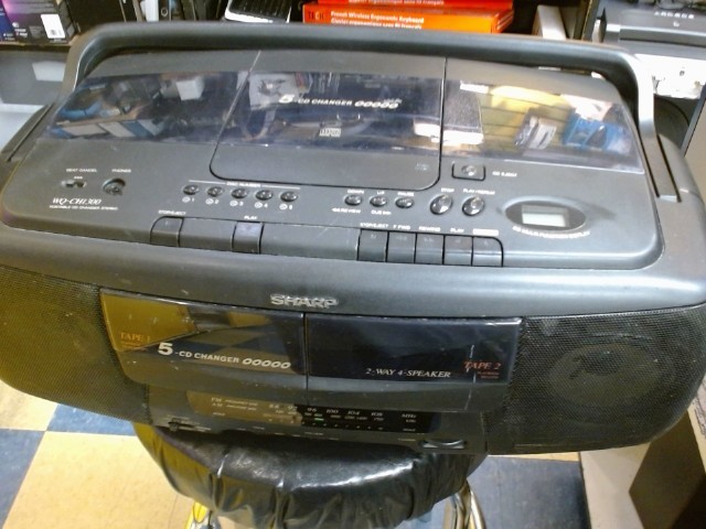 Radio xl sharp 5cd changer 2 deck ttape