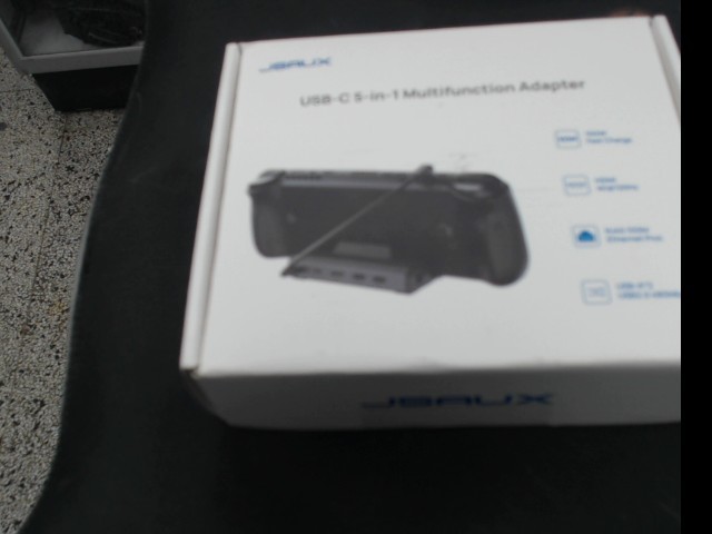 Steam deck usb c adapter brand new