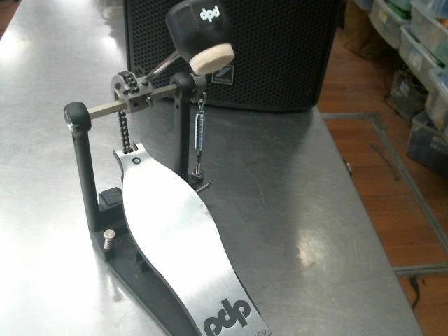 Pedale pour drum