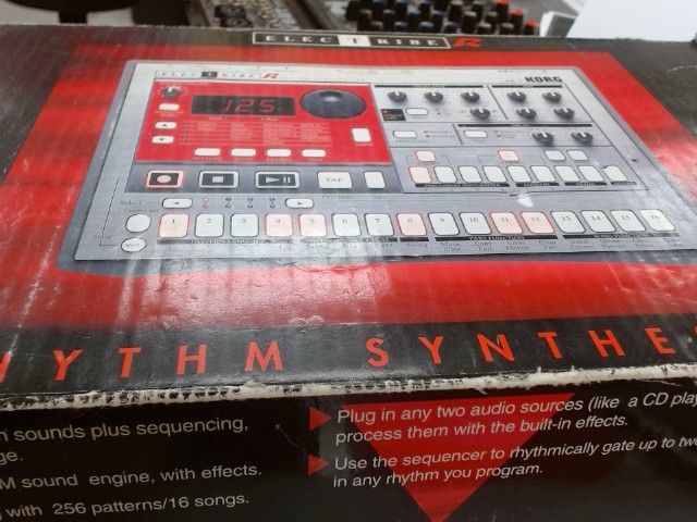 Rhythm synthesizer