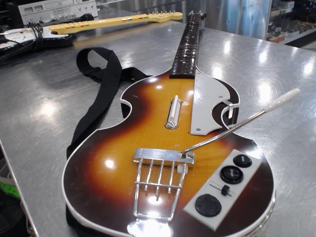 Guitare beatle