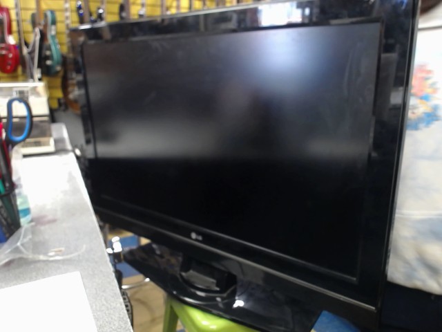 Tv 36 inch sans manette