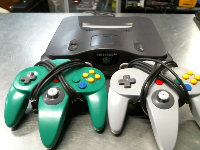 Nintendo 64 bonne condition avec acc