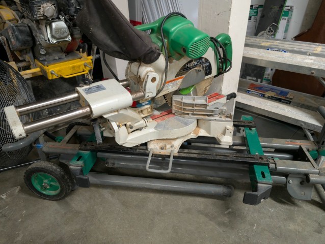 Miter saw 10in avec rack