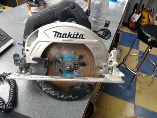 Scie ronde 18 v makita