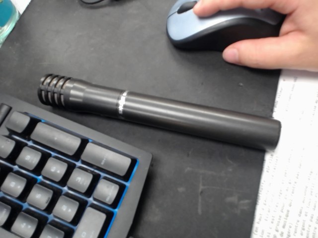 Condsenser microhpone avec case