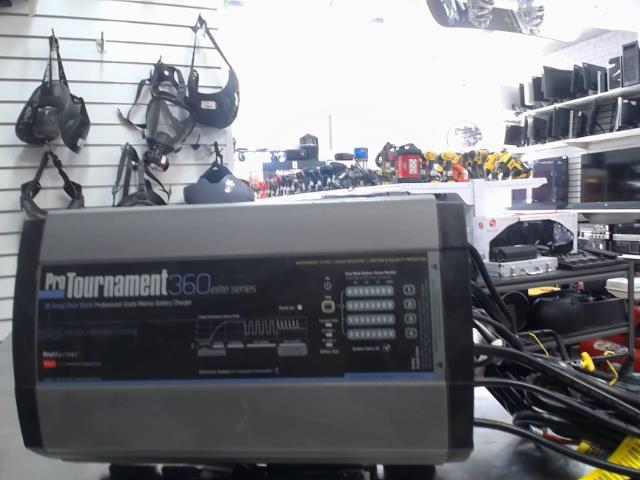 Chargeur batterie marine