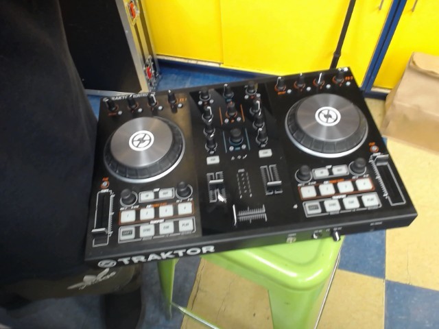 Mixing table 2 decks +cord