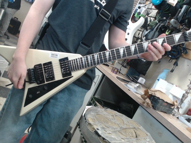 Guitarre electruique etat 5 bl/no