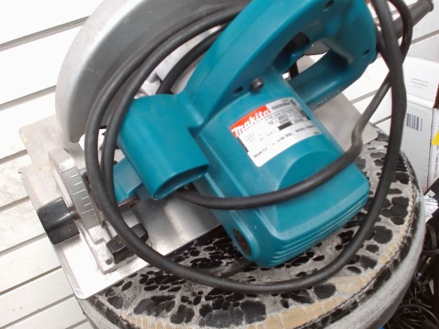 Scie ronde filaire usager